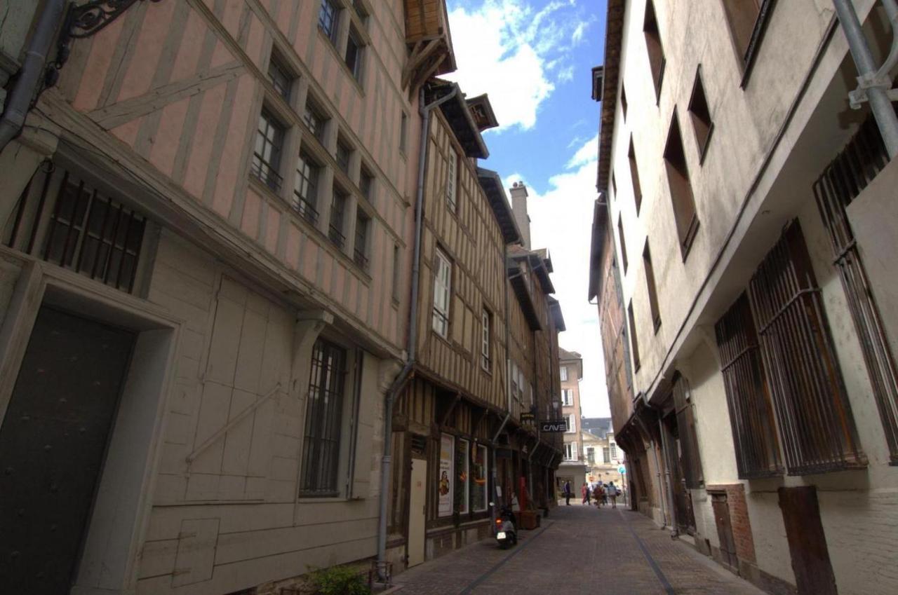 Le Sacre Troyes Apartment Exterior photo