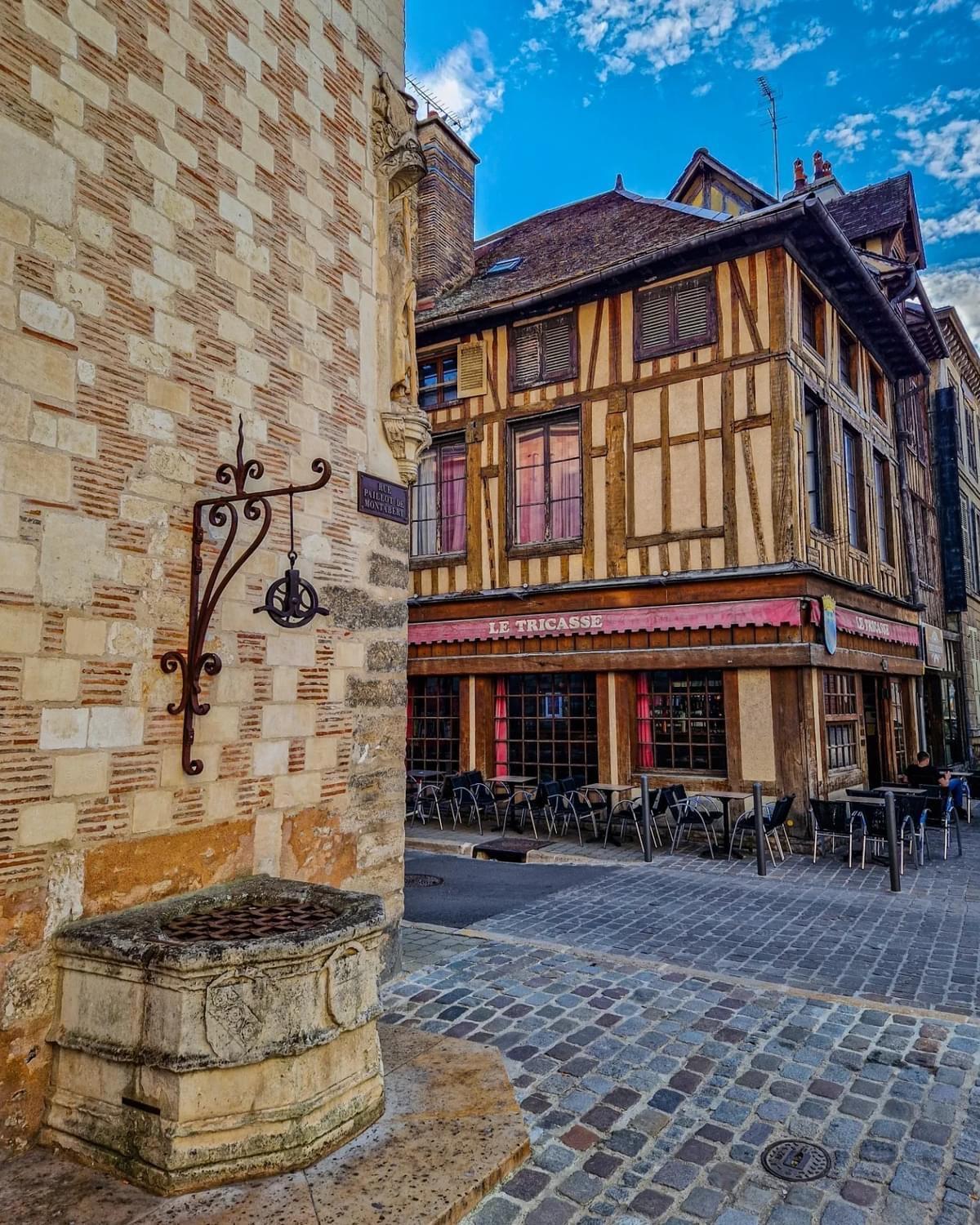 Le Sacre Troyes Apartment Exterior photo